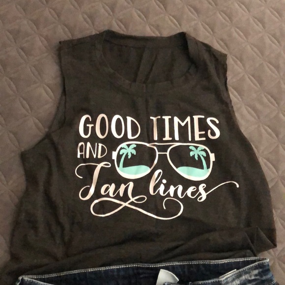 Shirt - Picture 2 of 3